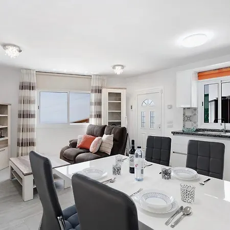 Holiday home Rincon De Los Hernandez By Paramount Holidays Tijoco de Abajo
